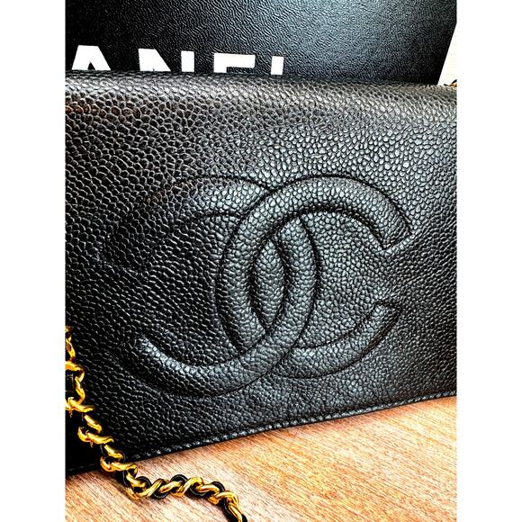 *RARE* Vintage Chanel WOC | Black | Caviar Leather | VGUC - Picture 2 of 8